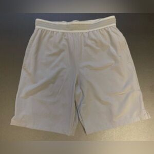 Fabletics Fundamental Shorts Men's Small White Gym Athletic Running Lined